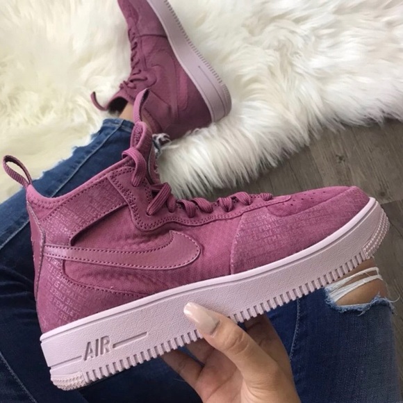 Nike Shoes - 🆕 | 💟 Airforce 1 Mids